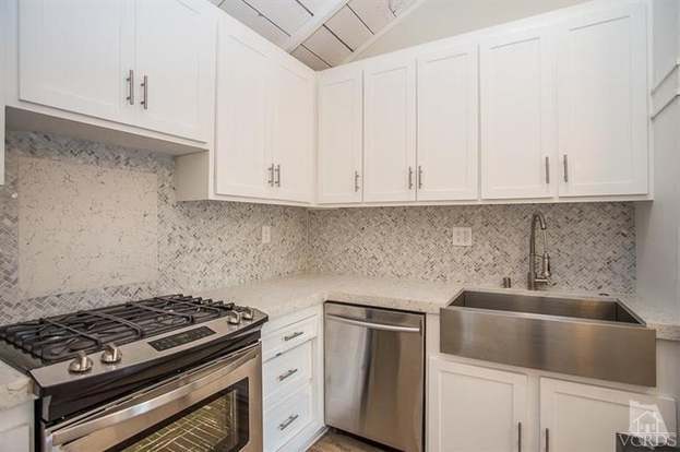 Building Photo - 2884 Crescent Way