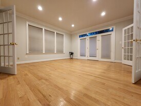 Building Photo - 6438 Columbia Pike