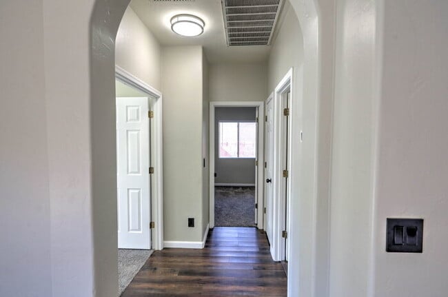 Building Photo - Rancho Sahuarita