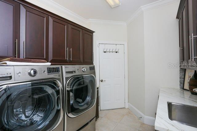 Building Photo - 5522 46th Ct W