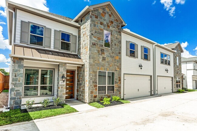 Building Photo - 4849 Benning Dr