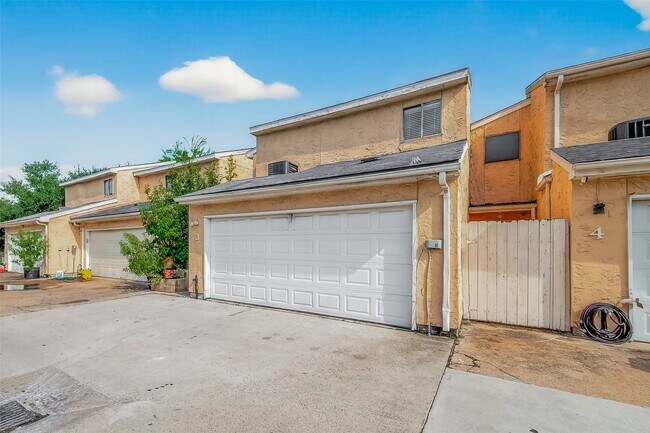Building Photo - 11411 Harwin Dr.