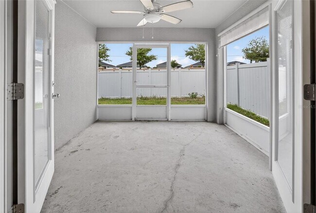 Building Photo - 522 Pentas Ln