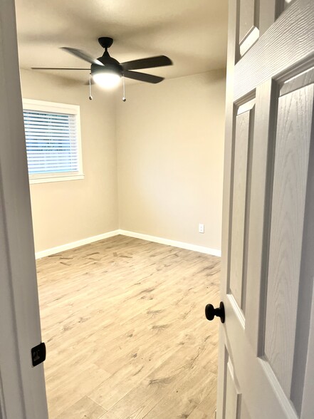 Building Photo - 1164 Franzel Rd