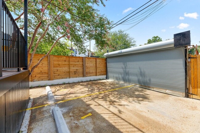 Building Photo - 1017 Euclid St NW