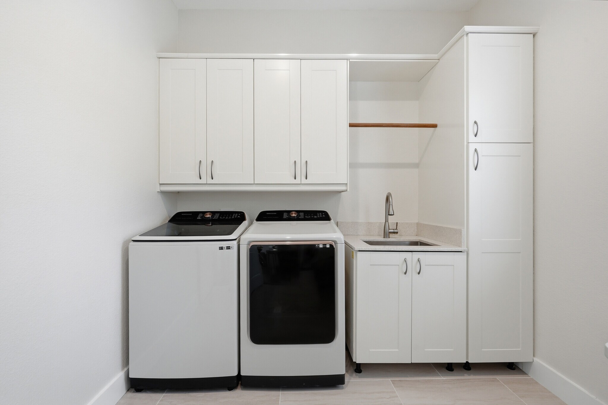 Building Photo - 5315 Cree Dr