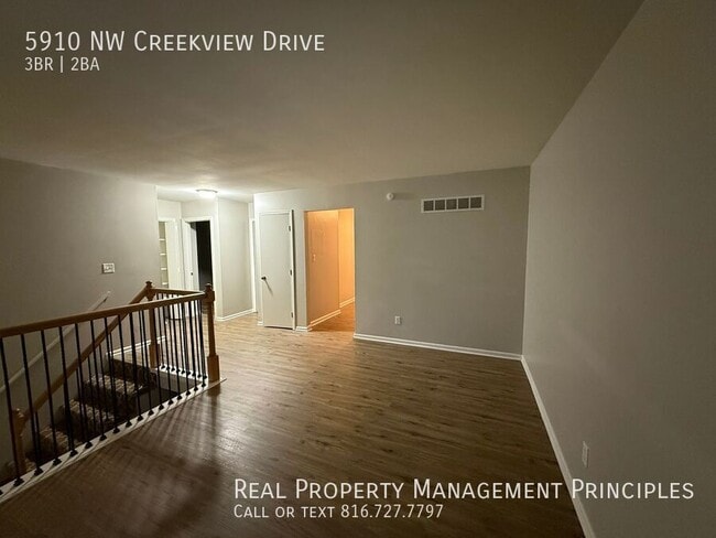 Building Photo - 5910 Creek View Dr