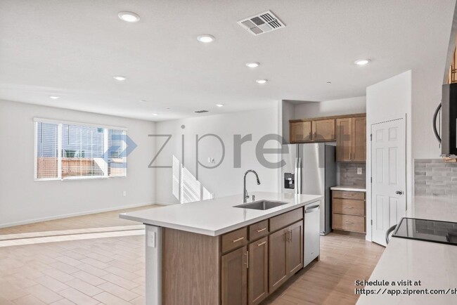 Building Photo - 1797 Eagle River Ave