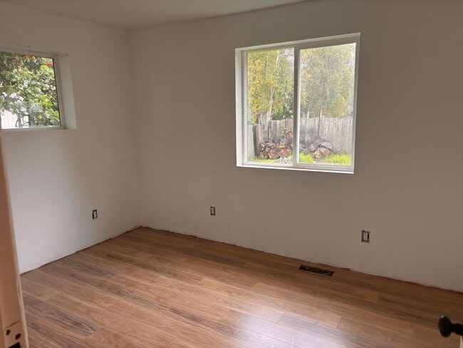 Building Photo - Charming 3-Bedroom Home in Anchorage