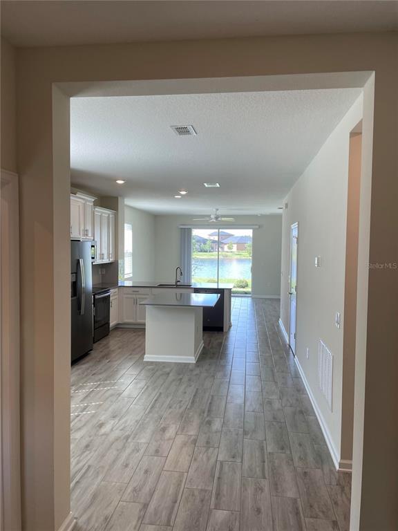 Building Photo - 3431 Sagebrush St