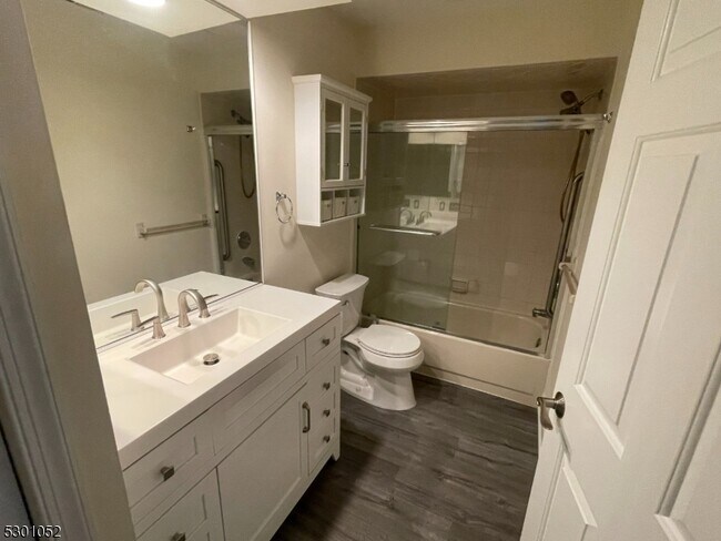 Building Photo - 181 Blew Ct