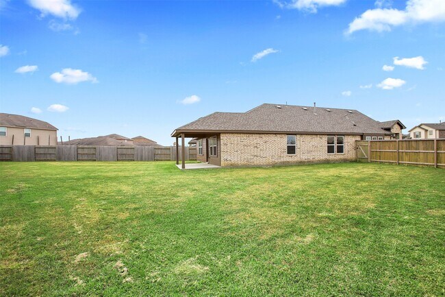 Building Photo - 2716 Bernadino Dr