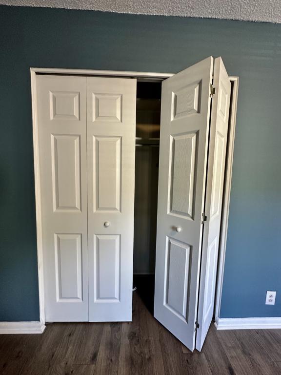 Building Photo - 2638 Park Rd