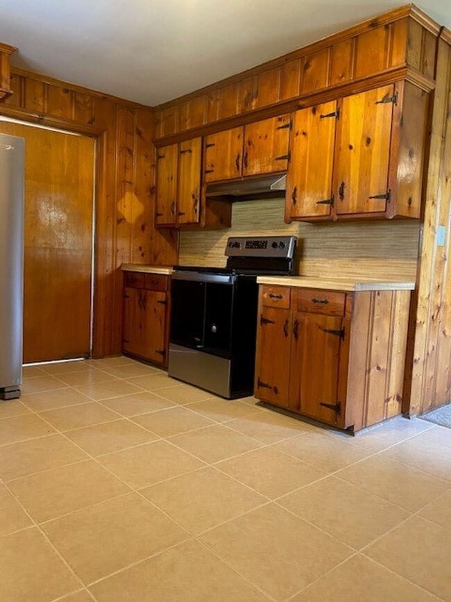 Building Photo - 819 Old Smith Chapel Rd