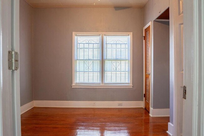 Building Photo - Charming 2-Bedroom Home Near Downtown Augusta