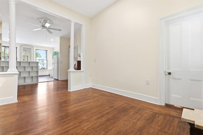 Building Photo - 638 Jersey Ave