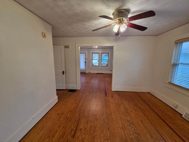 Building Photo - 174 Starnes Cove Rd