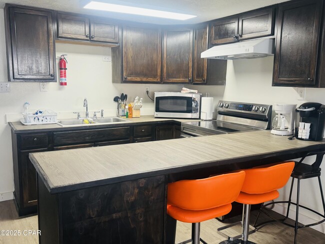 Building Photo - 203 Coronado Pl