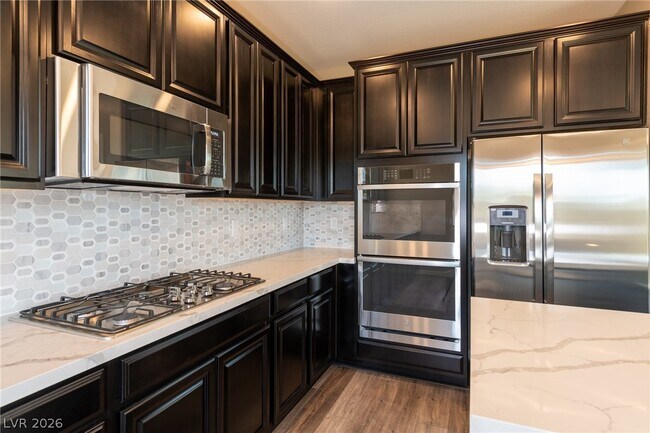 Building Photo - 747 Foreign Reef Wy