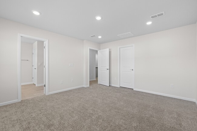 Building Photo - 2136 Grouse Ski Cir