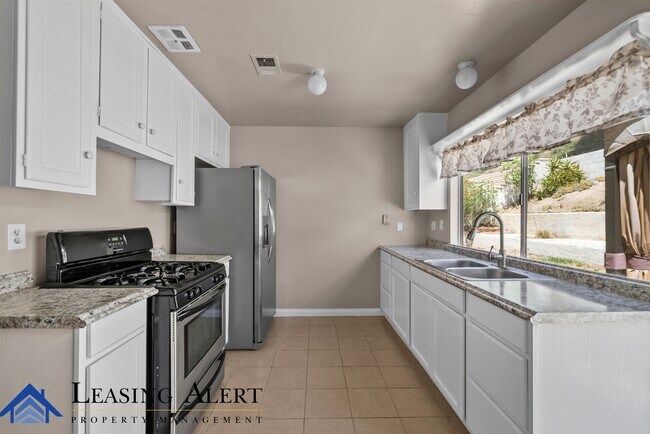 Building Photo - 29238 Florabunda Rd