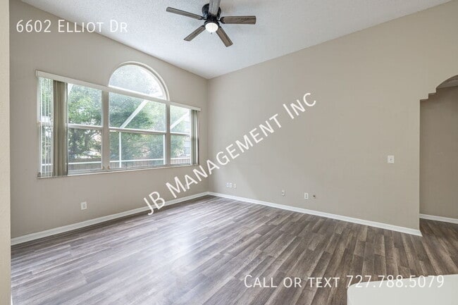 Building Photo - 6602 Elliot Dr