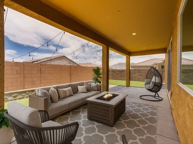 Building Photo - Amazing 4BR 2.5BA Home w/ 3-Car Tandem Garage • Pool Access • Yard w/ Fire Pit in Saguaro Trails