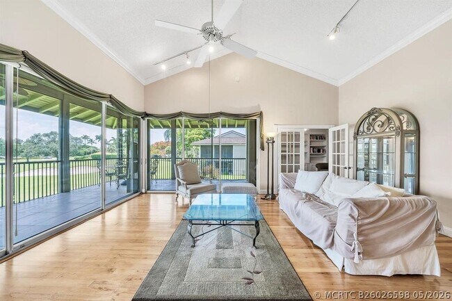 Building Photo - 7644 Elmridge Drive Unit 14U