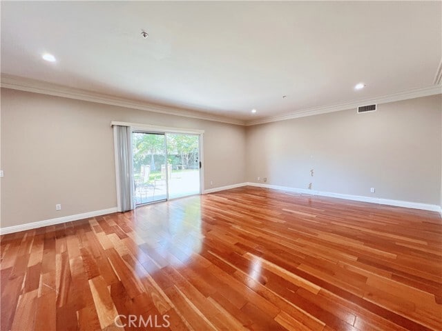 Building Photo - 339 E Floral Ave