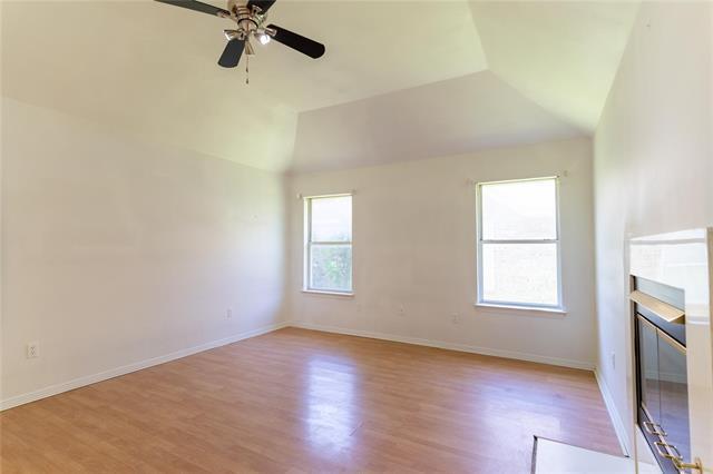 Building Photo - 492 Shade Tree Cir