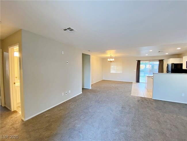Building Photo - 1037 Cedar Pines St