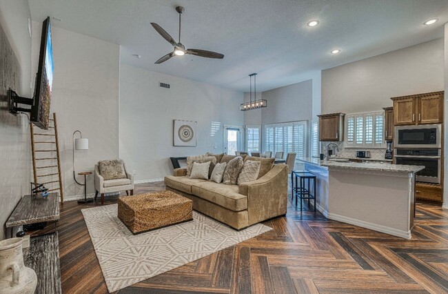 Primary Photo - Eastside area for Short or Long Term Renta...
