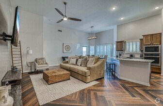 Building Photo - Eastside area for Short or Long Term Renta...