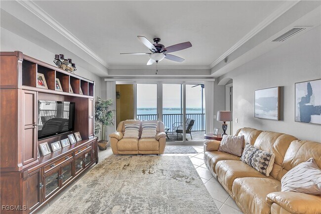 Building Photo - 2743 First St