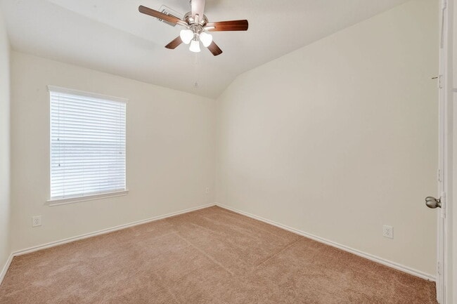 Building Photo - 9830 Lynette Falls Dr