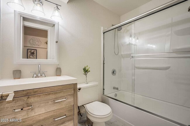 Building Photo - 7906 E Keim Dr