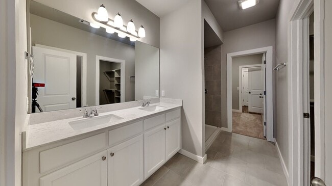 Building Photo - 3 Bedroom 2 Bathroom 2 Car Garage Home in Oakdale School District