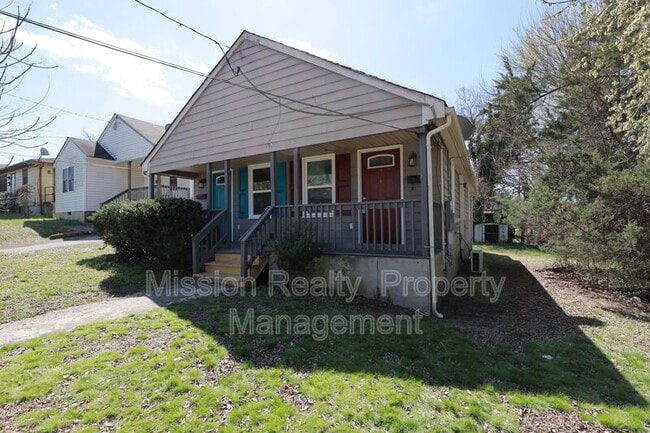 Primary Photo - 38 N Old Church St