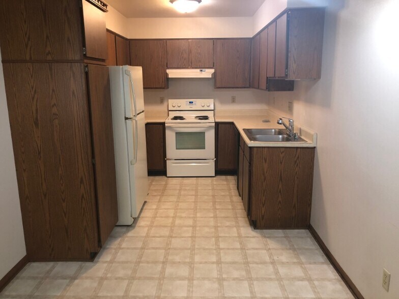 Building Photo - 1528 N 35th St