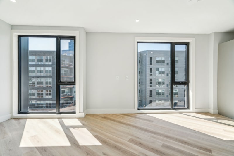 Building Photo - 3748 Lancaster Ave