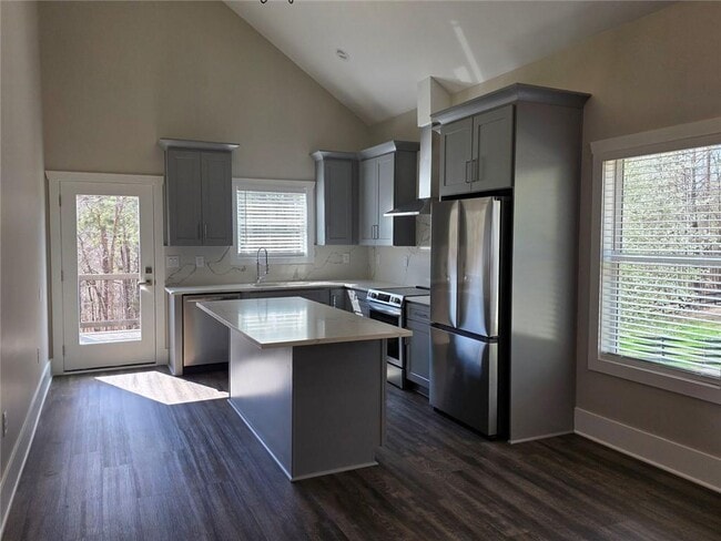 Building Photo - 43 Valley Trail SE