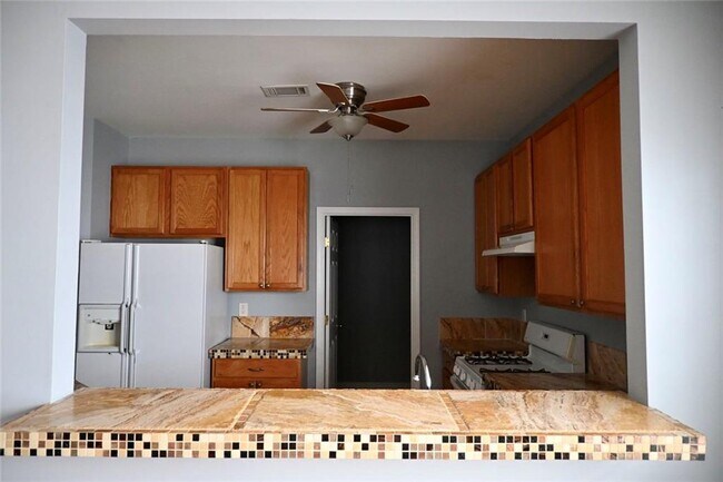 Building Photo - 1563 Rachel's Ridge NW