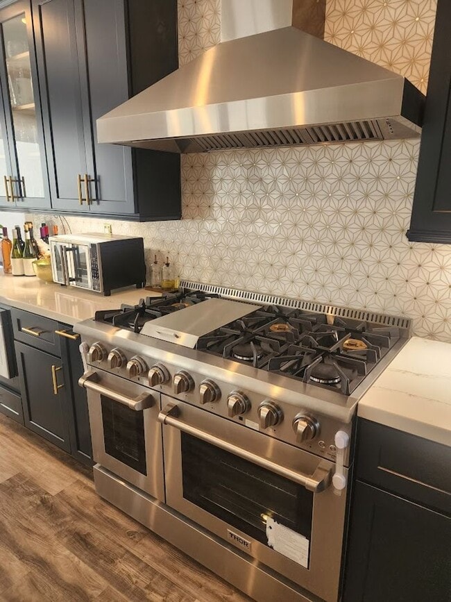 Building Photo - Gorgeous 4 Bedroom Home in Temecula with R...