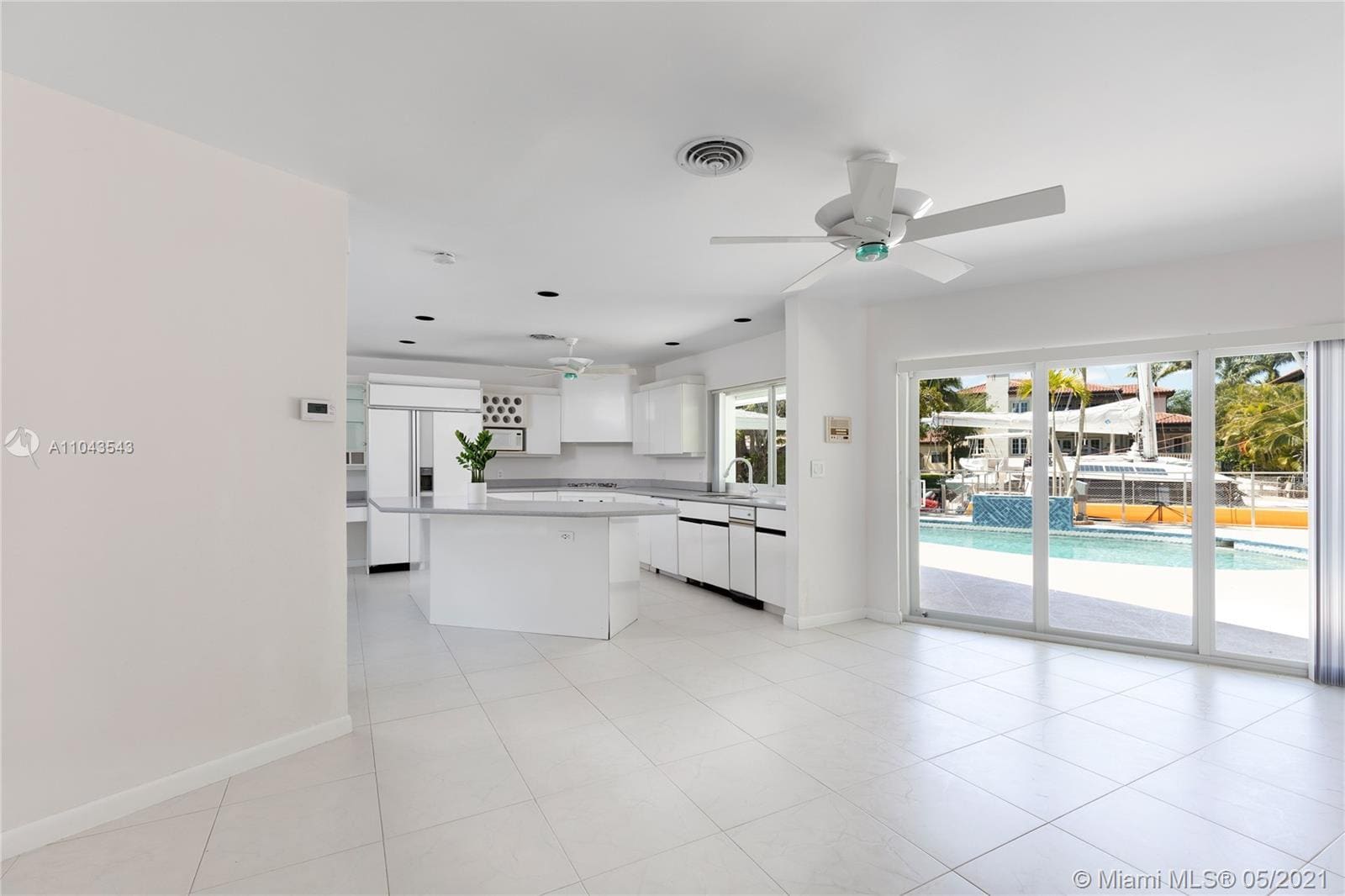 Building Photo - 13060 Lerida St