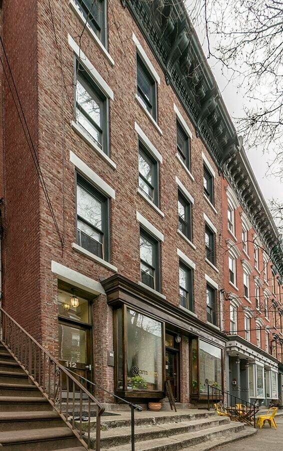 Building Photo - 112 Morris St