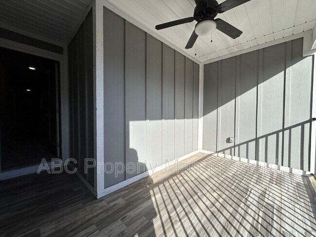 Building Photo - 4073 W Santa Maria Ln