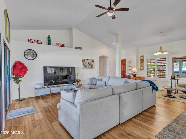 Building Photo - 9343 W Escuda Dr