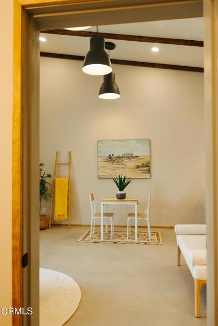 Building Photo - 187 W Park Row Ave