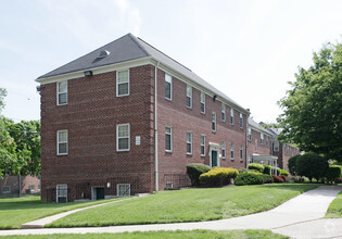 Building Photo - Hillside Park