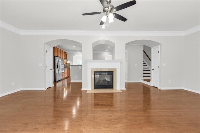 Building Photo - 10870 Brunson Dr